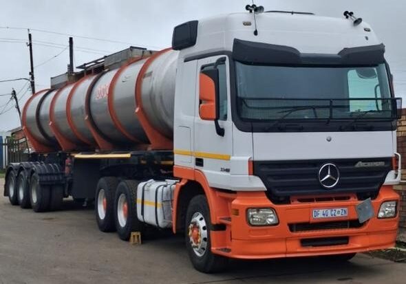 28 ton tanker